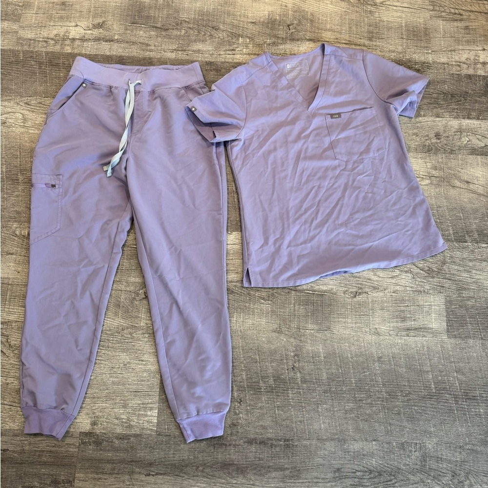 Figs scrub top Medium  scrub joggers Medium